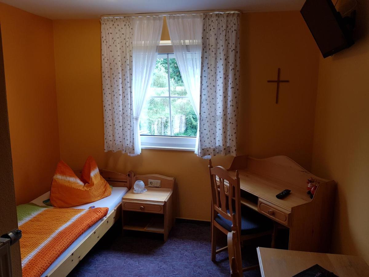 Zur Dorfmuhle Hostel Aislingen ภายนอก รูปภาพ
