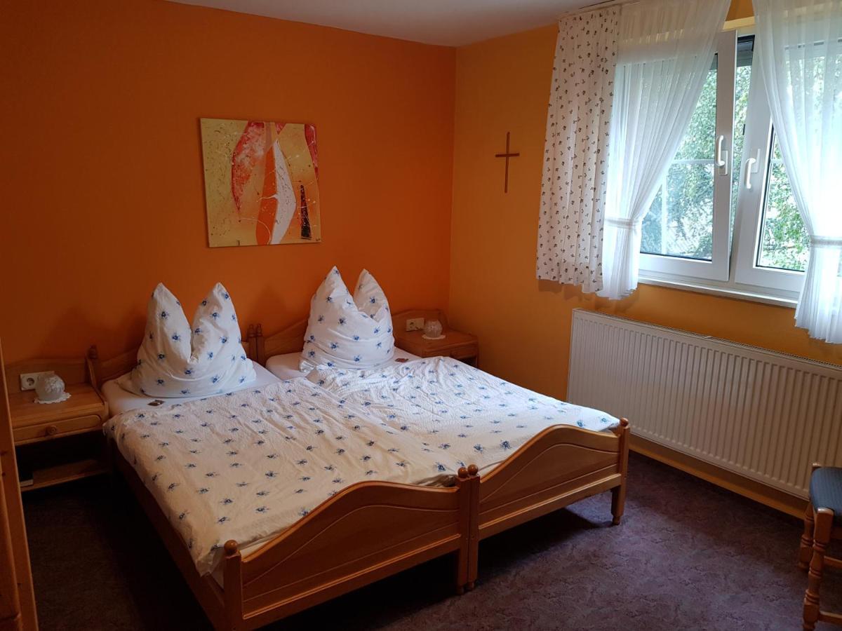 Zur Dorfmuhle Hostel Aislingen ภายนอก รูปภาพ